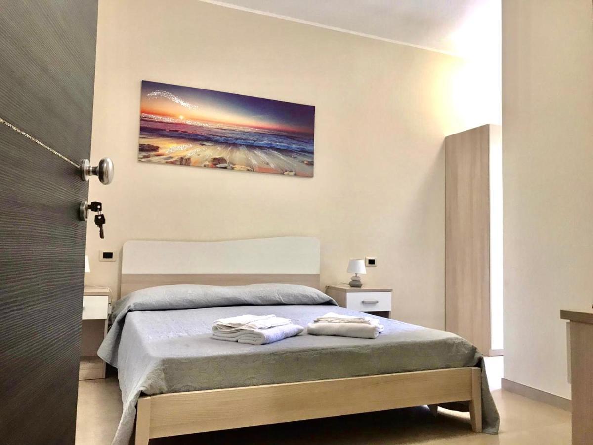 Casa Vacanze E Fitta Camere San Nico Corigliano Calabro Buitenkant foto