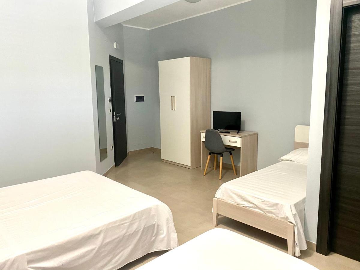 Casa Vacanze E Fitta Camere San Nico Corigliano Calabro Buitenkant foto