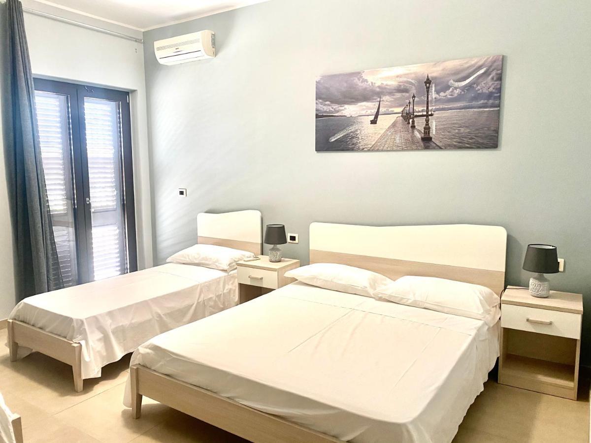 Casa Vacanze E Fitta Camere San Nico Corigliano Calabro Buitenkant foto