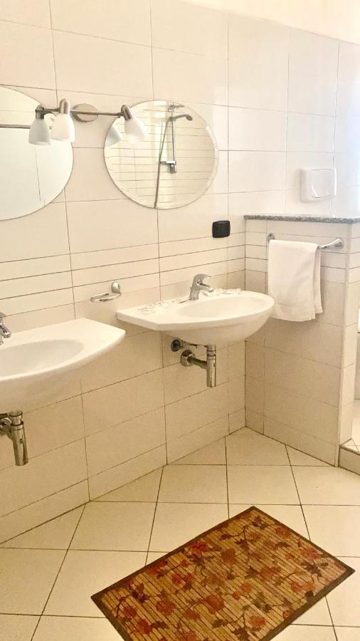 Casa Vacanze E Fitta Camere San Nico Corigliano Calabro Buitenkant foto