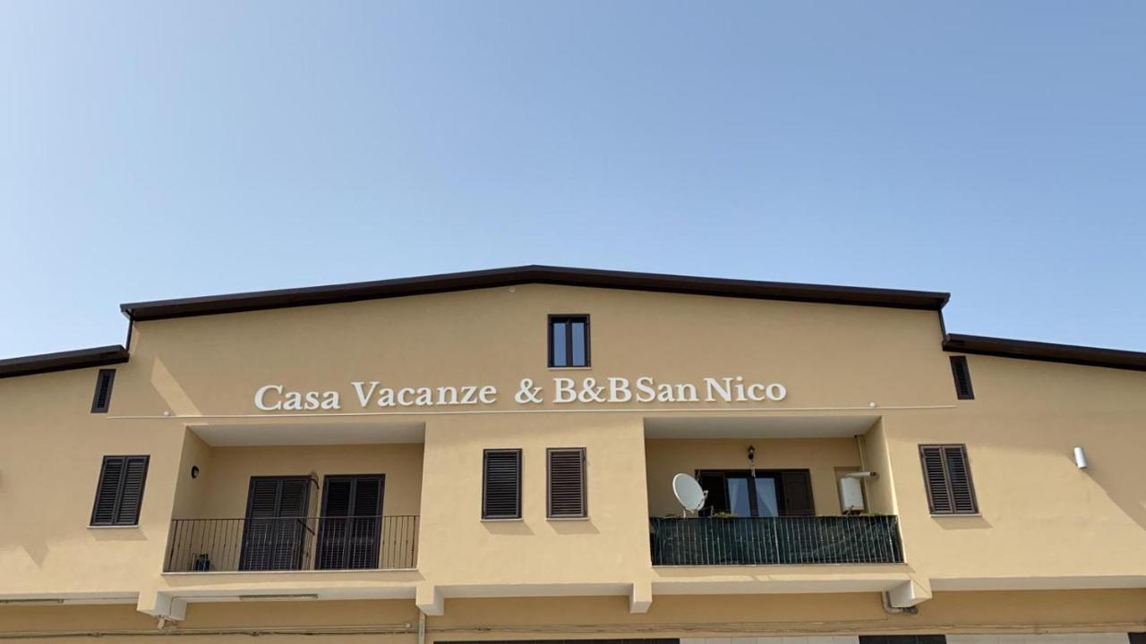 Casa Vacanze E Fitta Camere San Nico Corigliano Calabro Buitenkant foto