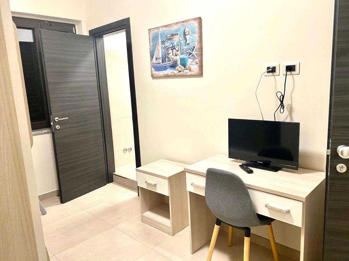 Casa Vacanze E Fitta Camere San Nico Corigliano Calabro Buitenkant foto