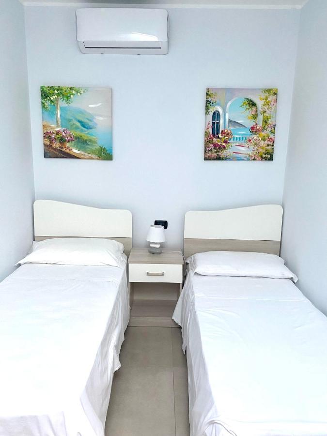 Casa Vacanze E Fitta Camere San Nico Corigliano Calabro Buitenkant foto