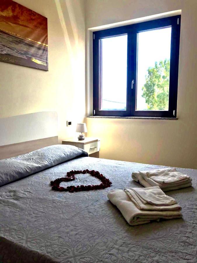 Casa Vacanze E Fitta Camere San Nico Corigliano Calabro Buitenkant foto